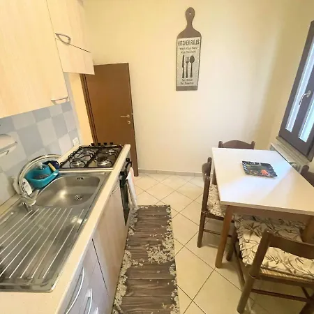 Centrally Located A1 - Sleeps 46 - Terracebbq Car Not Needed Wifi *