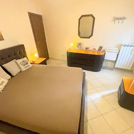 Centrally Located A1 - Sleeps 46 - Terracebbq Car Not Needed Wifi * Spoleto