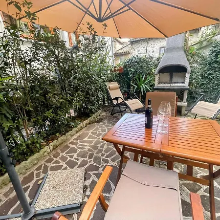 Lägenhet Centrally Located A1 - Sleeps 46 - Terracebbq Car Not Needed Wifi *