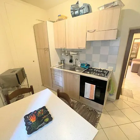 Centrally Located A1 - Sleeps 46 - Terracebbq Car Not Needed Wifi דירה *