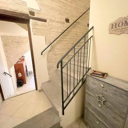 Centrally Located A1 - Sleeps 46 - Terracebbq Car Not Needed Wifi * Spoleto