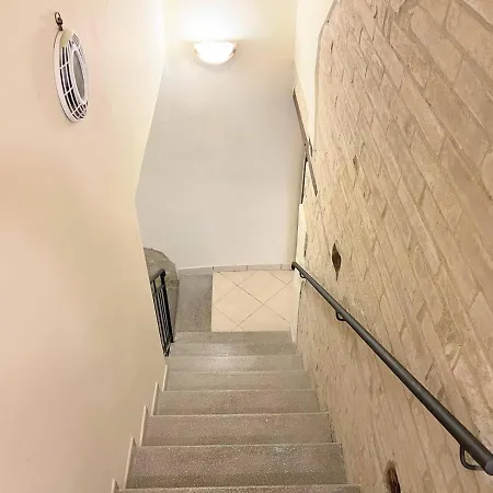 Centrally Located A1 - Sleeps 46 - Terracebbq Car Not Needed Wifi *